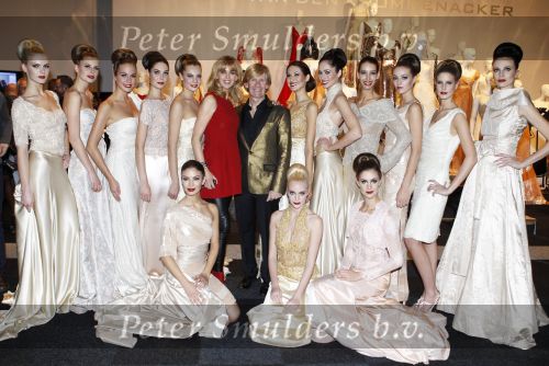 Amsterdam 11 december 2010
Modeshow Addy v d Krommenacker op de miljonair fair.
Peter Smulders bv
