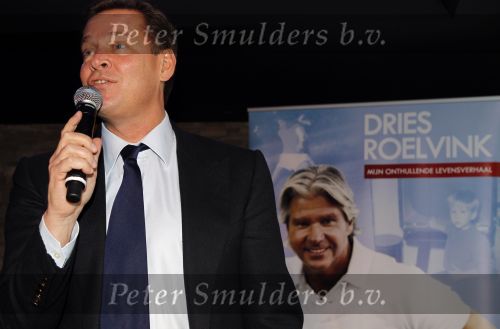 Amsterdam 7 december 2010
Presentatie boek Dries Roelvink bij la Brochette. Dries met Albert Verlinde
Peter Smulders bv