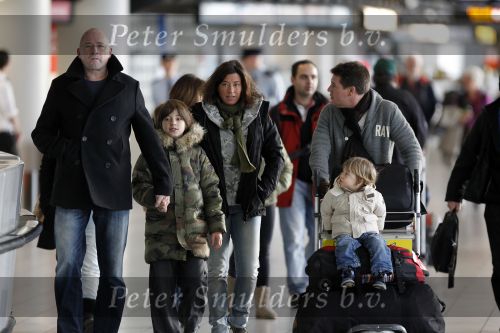 Schiphol 25 november 2010
Amanda Krabbe vertrekt voor 3 maanden naar Australie om daar aktie te gaan voeren tegen walvisvangst. martijn Bickel Achilles en de ouders van Amanda brengen haar weg.
Peter Smulders bv