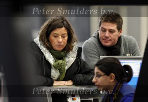 Schiphol 25 november 2010
Amanda Krabbe vertrekt voor 3 maanden naar Australie om daar aktie te gaan voeren tegen walvisvangst. martijn Bickel Achilles en de ouders van Amanda brengen haar weg.
Peter Smulders bv