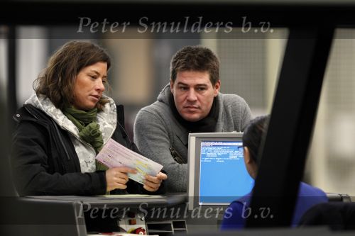 Schiphol 25 november 2010
Amanda Krabbe vertrekt voor 3 maanden naar Australie om daar aktie te gaan voeren tegen walvisvangst. martijn Bickel Achilles en de ouders van Amanda brengen haar weg.
Peter Smulders bv