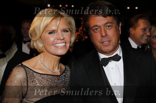 Amsterdam 9 december 2010
Miljonair fair in de RAI. Brooke Shields opent de fair samen met Yves Gijraths. Annemarie Bartels met vriend
Peter Smulders bv