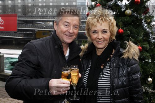 Amsterdam 18 november 2010
Doop rondvaartboot van jan Keizer en Annie Schilders bij Lovers.
Peter Smulders bv