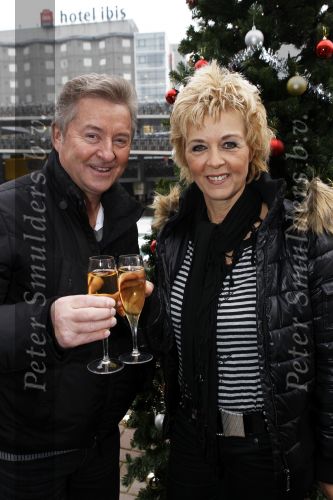 Amsterdam 18 november 2010
Doop rondvaartboot van jan Keizer en Annie Schilders bij Lovers.
Peter Smulders bv