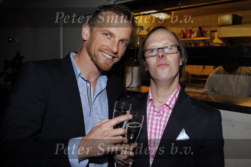 Amsterdam 12 november 2010
Presentatie kalendar van syndroom van down bij restaurant Amstelhaven. Barry Atsma met broer Rimmert
Peter Smulders bv