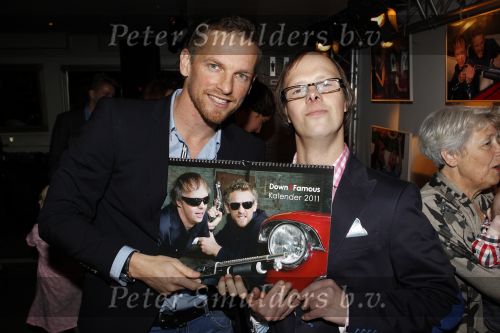 Amsterdam 12 november 2010
Presentatie kalendar van syndroom van down bij restaurant Amstelhaven. Barry Atsma met broer Rimmert
Peter Smulders bv