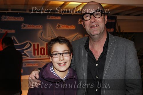 Amsterdam 2 november 2010
Premiere Holiday on ice bij de RAI en de zuidpool. Bart Chabot met zoon
Peter Smulders bv