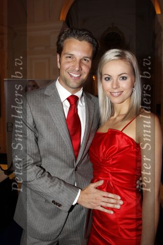 Amsterdam 18 november 2010
Presentatie van de beau monde awards  in het Amstel hotel. 
Bas Muijs met vriendin Sabine Vas Nunes