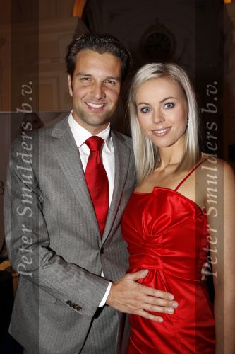 Amsterdam 18 november 2010
Presentatie van de beau monde awards  in het Amstel hotel. 
Bas Muijs met vriendin Sabine Vas Nunes