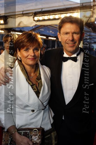 Amsterdam 28 november 2010
Opening Nieuwe de la Mar theater en premiere Le cage aux folles. Bernard Welten met vrouw
Peter Smulders bv