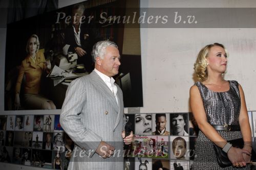 Amsterdam 10 november 2010
Presentatie boek van LINDA door Linda de Mol. Bram Moszkowicz en Eva Jinek nemen het eerste boek in ontvangst.
Peter Smulders bv