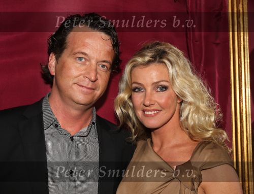 Amsterdam, 21 November 2010
Spiegeltent Palazzo. Hermand den blijker kookt met zijn staf voorBN-ers en genodigden.
Brigitte Nijman met partner Robert Veuger
Foto Peter Smulders BV