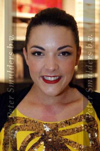 Amsterdam 22 november 2010
Opening Hennes en Mauritz H&M flagship store in Amsterdam. Caro Emerald
Peter Smulders bv