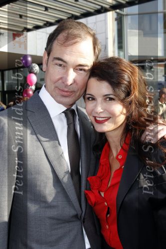 Amsterdam 21 november 2010
Premiere het Geheim in het muziektheater. Caroline de Bruijn en Erik de VOgel
Peter Smulders bv