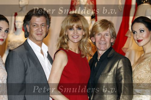 Amsterdam 11 december 2010
Modeshow Addy v d Krommenacker op de miljonair fair. Daphne Deckers en Marc van Farouk Systems
Peter Smulders bv