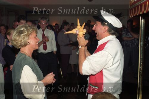 15 November 1991 De Zingende Ijscoman, Frddy Cornel bij het feest van de 50jarig Ger Lagendijk
Foto Peter Smulders BV