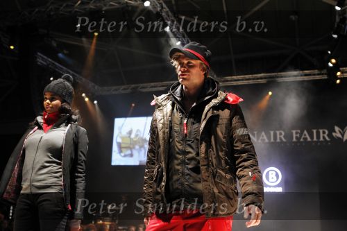 Amsterdam 10 december 2010
Modeshow skimerk Bogner op de miljonair fair. Dirk Taat
Peter Smulders bv