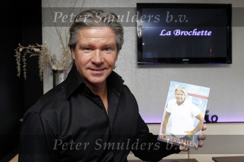 Amsterdam 7 december 2010
Presentatie boek Dries Roelvink bij la Brochette.
Peter Smulders bv