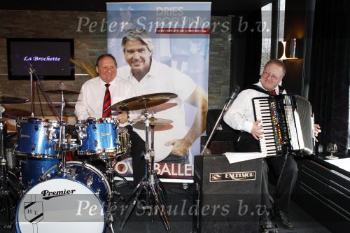 Amsterdam 7 december 2010
Presentatie boek Dries Roelvink bij la Brochette.
Peter Smulders bv