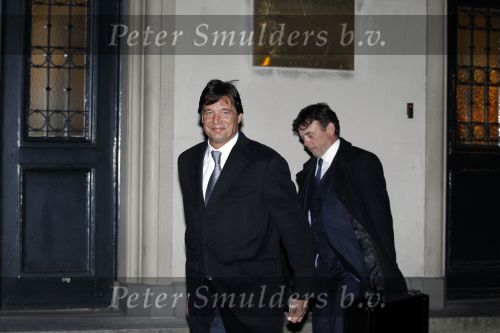 Amsterdam 9 november 2010
Rechtzaak Edwin de Roy v Zuydewijn en Prinses Margarita in de rechtbank van Amsterdam.
Peter Smulders bv