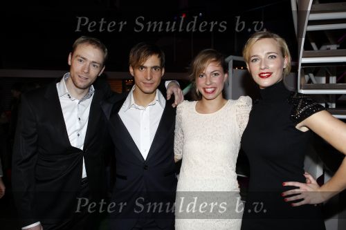 Amsterdam 29 november 2010
Premiere showbizzbaby in de meervaart. de Hoofdrollen worden gespeeld door jennifer hoffman Egbert jan Weeber Hylke v Sprundel en Judith v d Berg
Peter Smulders bv