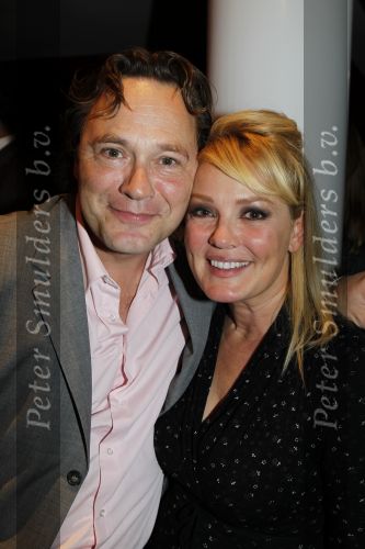 Zaandam 22 november 2010
Premiere musical Volendam in het zaantheater met Maaike Widdershoven in de hoofdrol. Ellen Pieters met man
Peter Smulders bv
