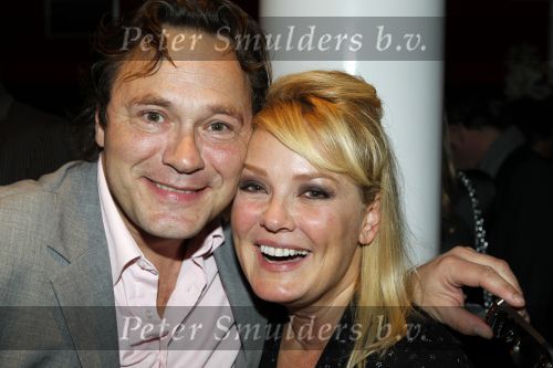 Zaandam 22 november 2010
Premiere musical Volendam in het zaantheater met Maaike Widdershoven in de hoofdrol. Ellen Pieters met man
Peter Smulders bv