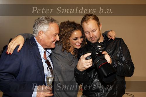 Amsterdam 13 november 2010
Fotoshoot voor lingeriemerk Sapph met Fajah Lourens. Ook eigenaar Rob Heilbron was aanwezig.
Peter Smulders bv