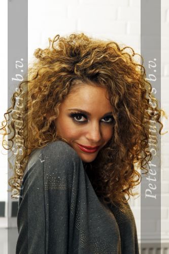 Amsterdam 13 november 2010
Fotoshoot voor lingeriemerk Sapph met Fajah Lourens. Ook eigenaar Rob Heilbron was aanwezig.
Peter Smulders bv