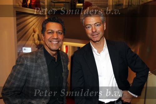 Amsterdam 15 november 2010
Presentatie boek nieuwe de la mar theater. Frank Sanders met ...
Peter Smulders bv