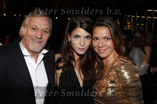 Amsterdam 9 december 2010
Miljonair fair in de RAI. Brooke Shields opent de fair samen met Yves Gijraths. Frank Wisse met vriendin Gaby
Peter Smulders bv