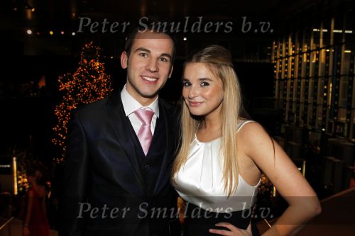 Amsterdam 9 december 2010
Miljonair fair in de RAI. Brooke Shields opent de fair samen met Yves Gijraths. gaby Blaaser met collega
Peter Smulders bv