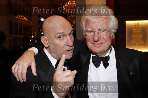 Amsterdam 28 november 2010
Opening nieuwe de la Mar theater en premiere van le cage aux falles. Gerard Cox en Hugo Metsers
Peter Smulders bv