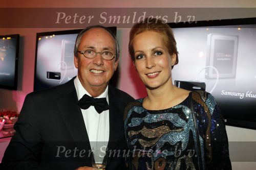 Amsterdam 9 december 2010
Miljonair fair in de RAI. Brooke Shields opent de fair samen met Yves Gijraths. Gerard ten Velden met ...
Peter Smulders bv