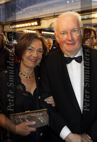 Amsterdam 28 november 2010
Opening Nieuwe de la Mar theater en premiere Le cage aux folles. Gerdi Verbeet met man
Peter Smulders bv