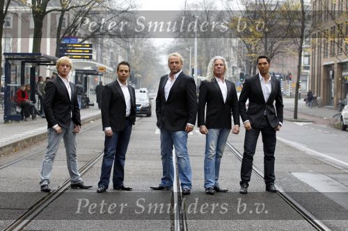 Amsterdam 18 november 2010
Presentatie groep Gordon Los Angeles bij spa 
Peter Smulders bv