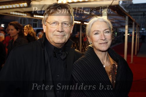 Amsterdam 28 november 2010
Opening Nieuwe de la Mar theater en premiere Le cage aux folles. Han Ebbelaar met Alexandra Radius
Peter Smulders bv