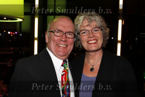 Zaandam 22 november 2010
Premiere musical Volendam in zaantheater. Harry Slinger met vrouw
Peter Smulders bv