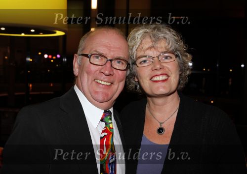 Zaandam 22 november 2010
Premiere musical Volendam in zaantheater. Harry Slinger met vrouw
Peter Smulders bv