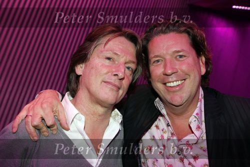Hilversum 7 december 2010
Uitreiking Radio bitches awards. Henkjan Smits met Erik de Zwart
Peter Smulders bv