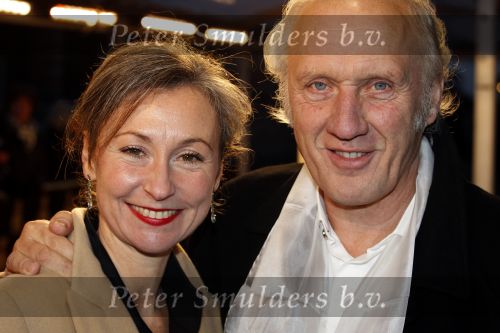 Amsterdam 28 november 2010
Opening Nieuwe de la Mar theater en premiere Le cage aux folles. Herman v Veen met vrouw
Peter Smulders bv