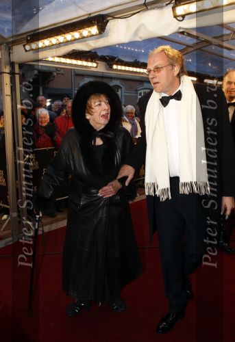 Amsterdam 28 november 2010
Opening Nieuwe de la Mar theater en premiere Le cage aux folles. Hetty Blok
Peter Smulders bv