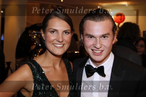 Amsterdam 28 november 2010
Opening nieuwe de la Mar theater en premiere van le cage aux falles. Iris en Vincent v d Ende
Peter Smulders bv