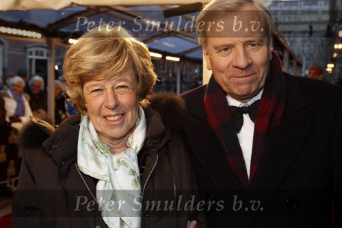 Amsterdam 28 november 2010
Opening Nieuwe de la Mar theater en premiere Le cage aux folles. Jaap de Hoop Scheffer met vrouw
Peter Smulders bv