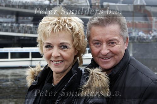 Amsterdam 18 november 2010
Doop rondvaartboot van jan Keizer en Annie Schilders bij Lovers.
Peter Smulders bv