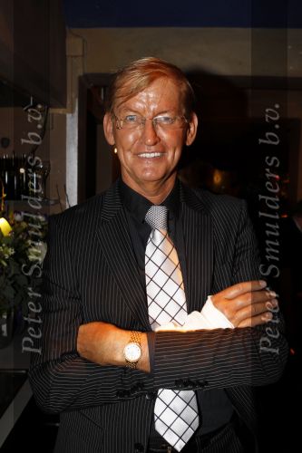 Amsterdam 30 november 2010
Feestje in italiaans restaurant. Jan v d Bosch met hand in verband
Peter Smulders bv