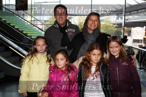 Amsterdam 27 november 2010
premiere bij pathe arena. jasper de Rooy met gezin
Peter Smulders bv