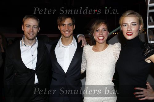 Amsterdam 29 november 2010
Premiere showbizzbaby in de meervaart. de Hoofdrollen worden gespeeld door jennifer hoffman Egbert jan Weeber Hylke v Sprundel en Judith v d Berg
Peter Smulders bv