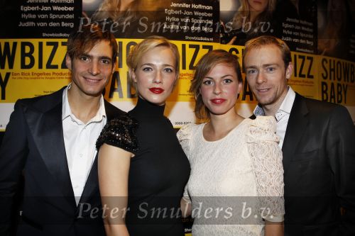 Amsterdam 29 november 2010
Premiere showbizzbaby in de meervaart. de Hoofdrollen worden gespeeld door jennifer hoffman Egbert jan Weeber Hylke v Sprundel en Judith v d Berg
Peter Smulders bv