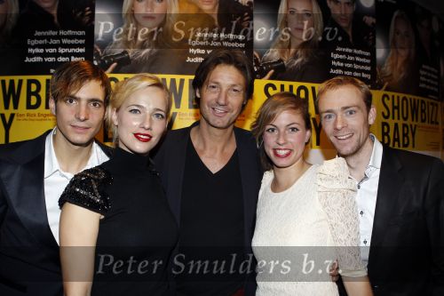Amsterdam 29 november 2010
Premiere showbizzbaby in de meervaart. de Hoofdrollen worden gespeeld door jennifer hoffman Egbert jan Weeber Hylke v Sprundel en Judith v d Berg. Rick Engelkes is de producent
Peter Smulders bv